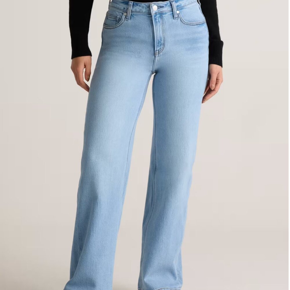 Quince Bella Stretch Relaxed Straight Leg Jeans in Cool Blue 28